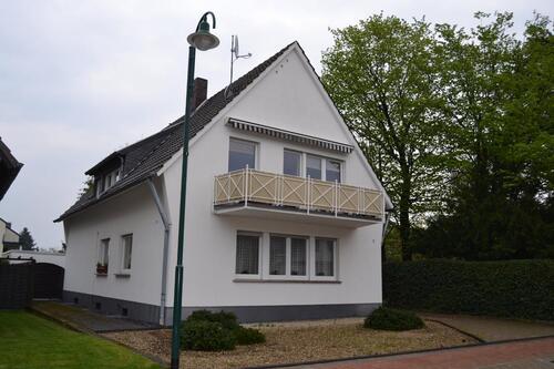 Foto - Schicke, großzügige 3-Zimmer-Dachgeschosswohnung mit schönem Balkon in Niederkassel - Mondorf !