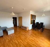 Helle vollmöblierte 3-Zimmer Dachgeschosswohnung ab 102026 - Berlin Lichtenberg