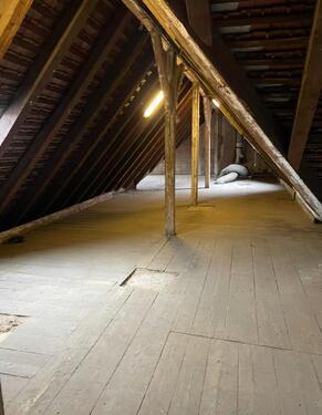 Foto - Lagerraum im Dachgeschoss in der Weststadt zu vermieten