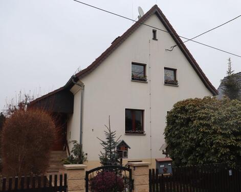 Foto - Einfamilienhaus mit Garage & neuer Heizung