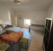 Schöne möblierte Dachgeschosswohnung im Nordend - Frankfurt am Main Nordend Ost Schöne möblierte Dachgeschosswohnung im Nordend - Frankfurt am Main Nordend Ost