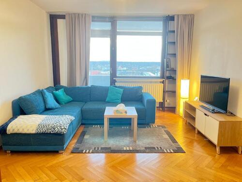 Foto - Möblierte 1-Zimmer-Wohnung mit großer Loggia in Frankfurt-Niederr