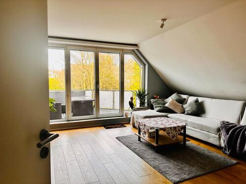 Foto - Helle 3 Zimmer Dachgeschosswohnung