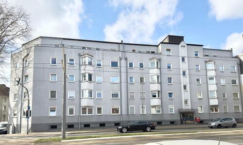 Foto - 2.5-Zimmer-Wohnung mit Balkon,Küche, Stellplatz, Fahrstuhl nahe Oberhausen-Centro