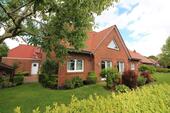 Foto - Einfamilienhaus mit Einliegerwohnung