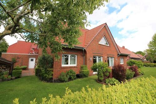 Foto - Einfamilienhaus mit Einliegerwohnung