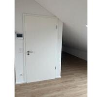 Dachgeschosswohnung zu vermieten - Singen (Hohentwiel)