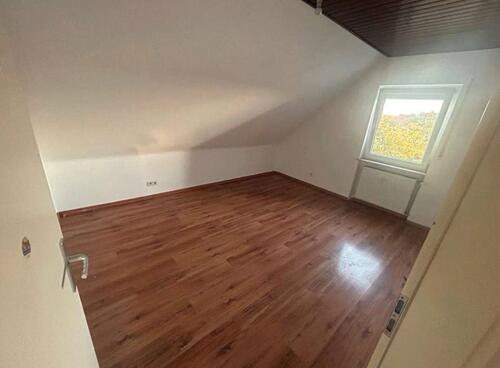 Foto - 3 Zimmer Dachgeschoßwohnung in Bürstadt