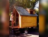 Foto - Tiny House - Ferienhaus - Wohnwagen- Anhänger- für Naturliebhaber
