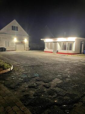 Foto - Gewerbefläche mit Büro ideal für Autohandel Lager