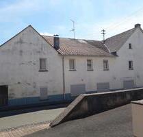 Eifelhaus Handwerkerhaus Haus Nebengebäude Garten - Lutzerath