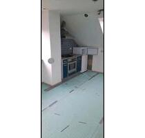 2,5 zimmer dachgeschosswohung - 700,00&nbsp;EUR Kaltmiete, ca.&nbsp; 60,00&nbsp;m&sup2; in Kitzingen (PLZ: 97318)