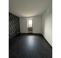 Helle 2-Zimmer-Wohnung mit Keller in ruhiger Lage - Neunkirchen Heinitz