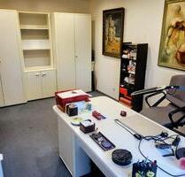 Studenten: Untermiete 60 qm Wohnraum in Karlsruhe-Nordweststadt