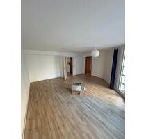 Gepflegte 2-Zimmer-Wohnung mit Balkon in Reutlingen