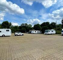 Großer Stellplatz für Wohnmobil, Wohnwagen & PKW – flexibel nutzbar - Erfurt Gispersleben