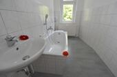 Foto - Sanierte 2-Raum-Altbau-Wohnung! Keine Kaution!