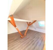 Helle Maisonettewohnung (1. OG + Dachgeschoß) in Cölpin - Burg Stargard