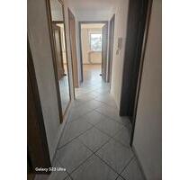 DG Wohnung zu vermieten - 1.250,00&nbsp;EUR Kaltmiete, ca.&nbsp; 70,00&nbsp;m&sup2; in Gärtringen (PLZ: 71116)