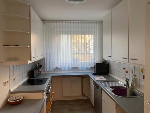 Foto - Geräumige Vier Zimmer Wohnung in Laatzen-Mitte.