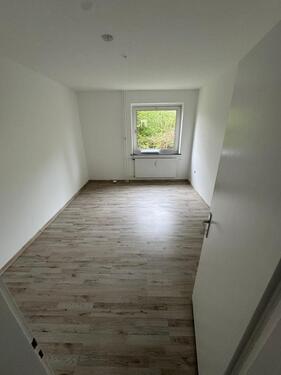 Foto - 3-Zimmer-Wohnung mit Balkon - 600,00 EUR Kaltmiete,
