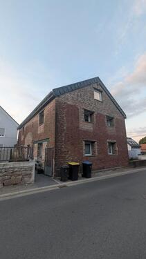 Foto - Doppelhaushälfte - 3 Zimmer - 110qm zur Miete - Kernsaniert