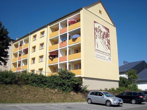 Foto - Schöne, großzügige 2-Raum-Wohnung im Zentrum von Hohenstein-Ernsthal