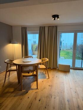 Foto - Modernes Reihenhaus mit hochwertiger Ausstattung und Garten