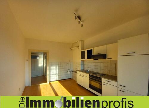 Foto - Dachgeschoßwohnung mit Einbauküche