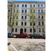 Vollständig renovierte 2-Zimmer-Wohnung im 2. OG in Leipzig-Schön