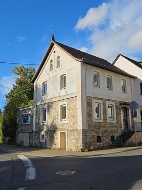 Foto - Einfamilienhaus mit Garage und Garten in Hachenburg (Altstadt)