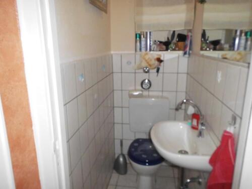 Foto - helles freundliches Möbliertes Zimmer