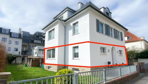 Foto - Praxis- und Büroräume mit Parkplätzen ideal gelegen in Detmold