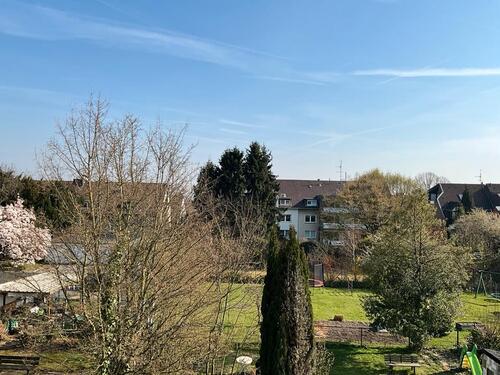 Foto - 2,5 Raum Wohnung: Balkon, Einbauküche & Waschmaschine, E-Borbeck