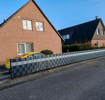 Hochwertig renovierte OG Wohnung in attraktiver Lage von Rastede