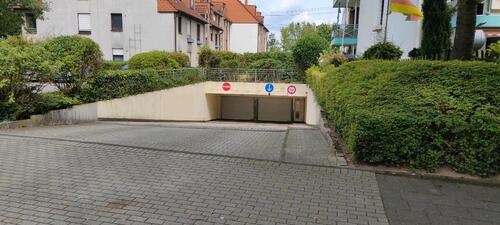 Foto - Garage, Tiefgarage Stellplatz, Monheim am Rhein (Baumberg)