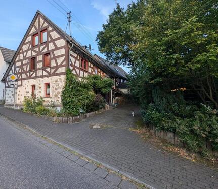 Foto - Charmantes Fachwerkhaus mit viel Platz und Scheune in Quirnbach