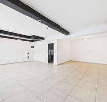 F-Unterliederbach: Ebenerdige Kombination aus Büro und Lager - Frankfurt am Main