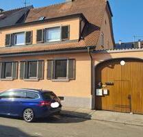 Modernisiertes Doppelhaus mit 2 Einheiten - Ihringen