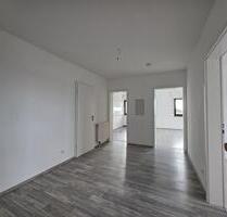 Renovierte 2 Zi. KDB im DG - ruhige Straße - modern wohnen in Hellersen - ideal für Singles & Paare - Lüdenscheid Staberg