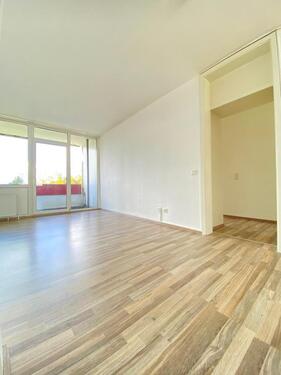 Foto - *** FAMILIEN AUFGEPASST *** Sehr helle 3-Zimmer-Wohnung mit Balkon *** LÜD-Kalve ***