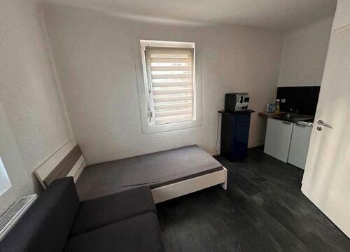 Foto - 1 Zimmer Apartment in Leonberg - 750,00&nbsp;EUR Kaltmiete, ca.&nbsp; 18,00&nbsp;m&sup2;