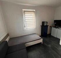 1 Zimmer Apartment in Leonberg - 750,00&nbsp;EUR Kaltmiete, ca.&nbsp; 18,00&nbsp;m&sup2; in Leonberg (PLZ: 71229)