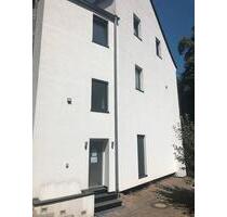 Mehrfamilienhaus 4 Wohneinheiten 545m2 Grundstück 2 Flurstücke - Essen Stadtbezirk IV