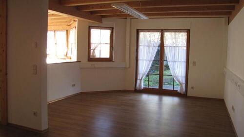 Foto - Attraktive EG-Wohnung mit Terrasse - ruhig gelegen