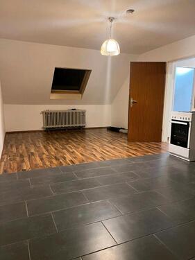 Foto - 3 Zimmer Dachgeschoßwohnung zur Miete in Schiffweiler