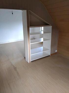 Foto - geräumige, hell 3Zimmerwohnumg - 340,00&nbsp;EUR Kaltmiete, ca.&nbsp; 72,00&nbsp;m&sup2;