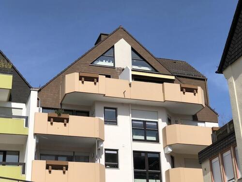 Foto - ++ Exklusive ++ 2 Zimmer Wohnung mit offenem Kamin und Balkon - fußläufig zur Idsteiner Altstadt
