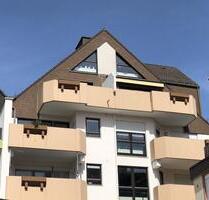 ++ Exklusive ++ 2 Zimmer Wohnung mit offenem Kamin und Balkon - fußläufig zur Idsteiner Altstadt