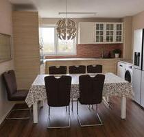 Spacious 4-Room Apartment with Balcony in Oberursel Rosengärtchen - Oberursel (Taunus)